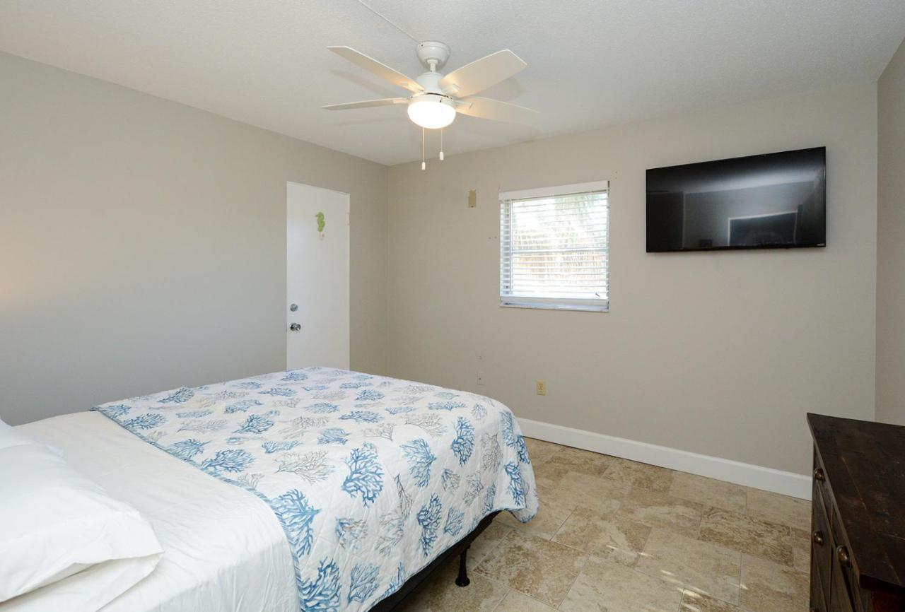 Canal 311 - Right In Siesta Key Village! 사라소타 외부 사진