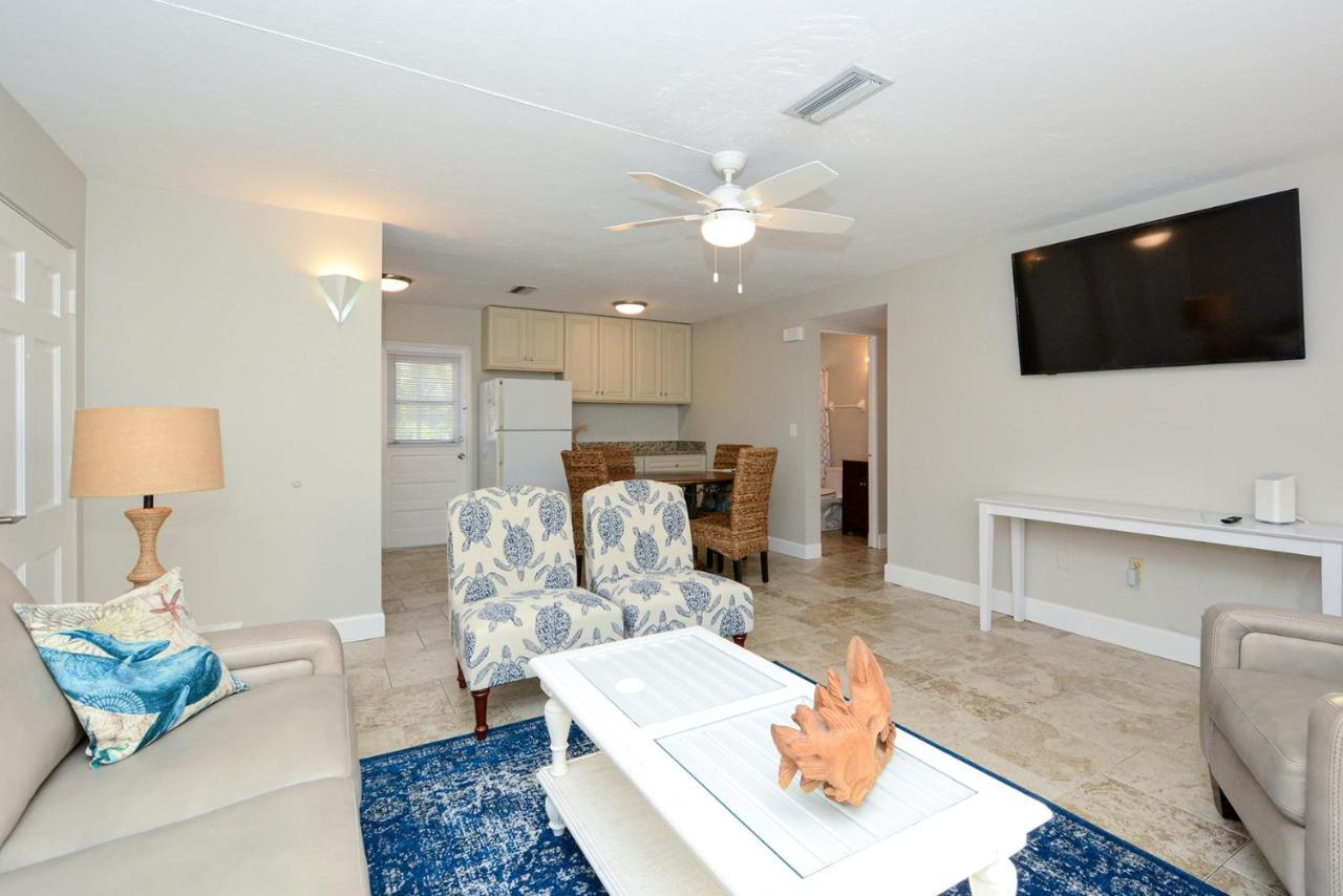 Canal 311 - Right In Siesta Key Village! 사라소타 외부 사진